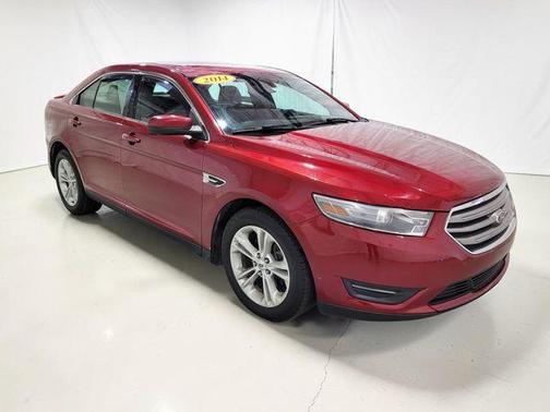 Ruby Red Metallic 2014 Ford Taurus SEL