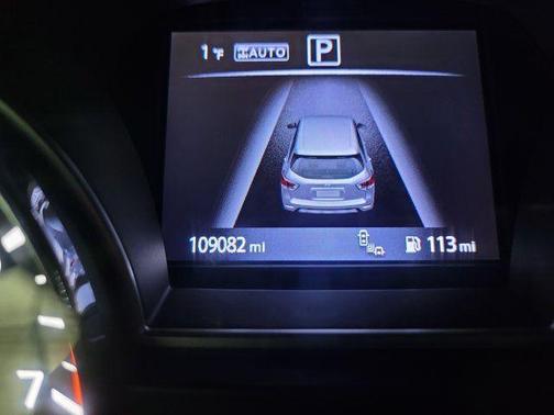 2017 Nissan Pathfinder SL