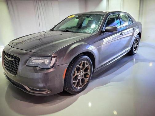 2016 Chrysler 300 S
