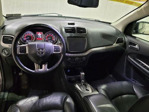 Granite Crystal Clearcoat Metallic 2018 Dodge Journey Crossroad
