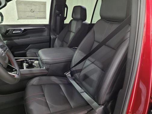 2025 Chevrolet Tahoe 4WD RST