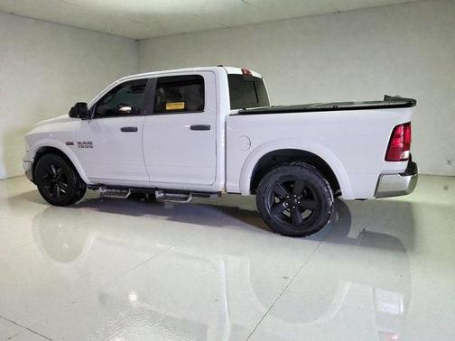 2015 RAM 1500 SLT