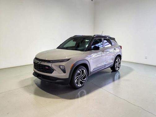 White Sand 2026 Chevrolet Trailblazer RS