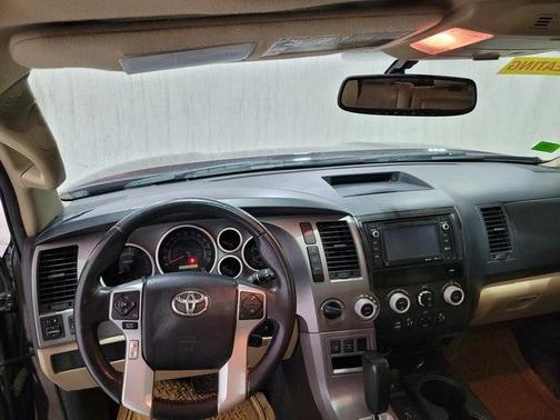 2015 Toyota Sequoia SR5