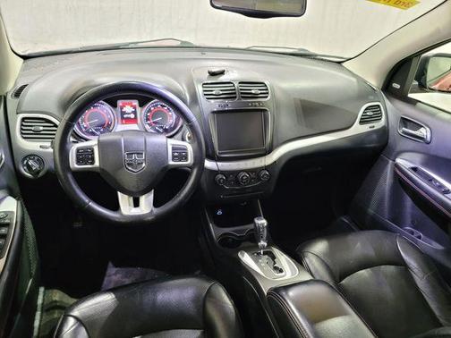 Redline 2 Coat Pearl 2017 Dodge Journey GT