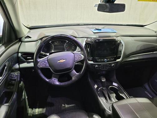 Mosaic Black Metallic 2019 Chevrolet Traverse Premier