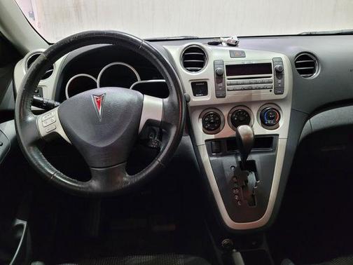 Jet Black Metallic 2009 Pontiac Vibe Base