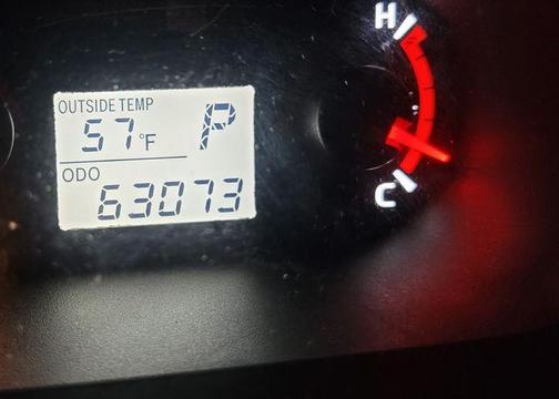 Jet Black Metallic 2009 Pontiac Vibe Base
