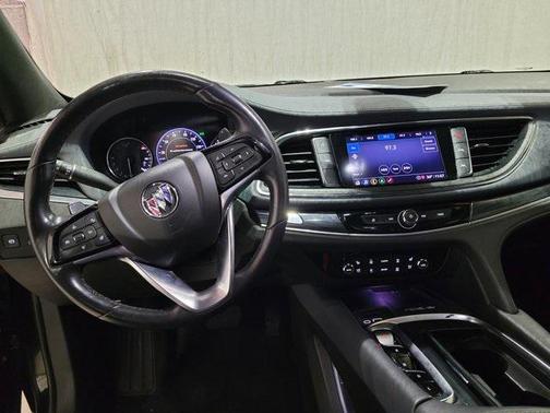 2022 Buick Enclave AWD Premium