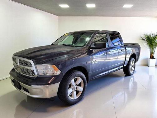 2017 RAM 1500 SLT