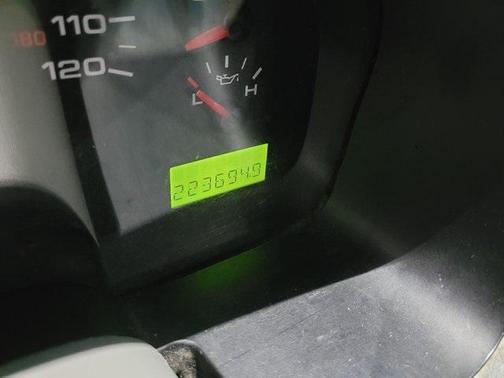 2004 Ford F-150 XLT