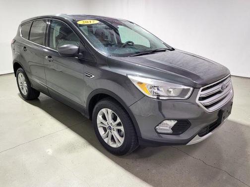 Magnetic Metallic 2017 Ford Escape SE