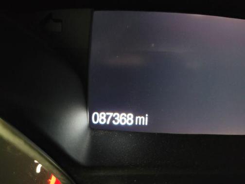 Magnetic Metallic 2017 Ford Escape SE