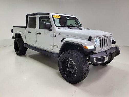 Bright White Clearcoat 2020 Jeep Gladiator Overland