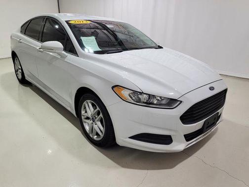 Oxford White 2013 Ford Fusion SE
