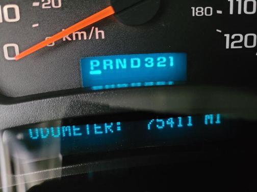 Olympic White 2004 Chevrolet Silverado 2500 Work Truck H/D Extended Cab