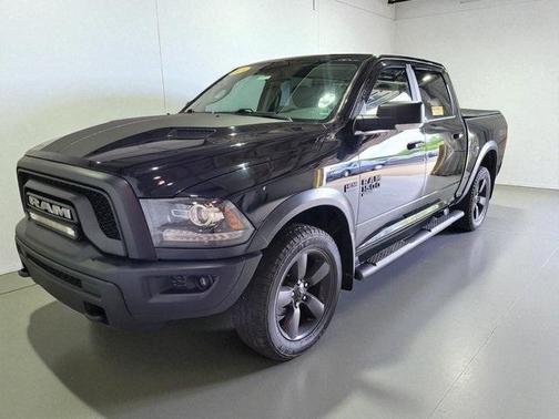 2019 RAM 1500 SLT