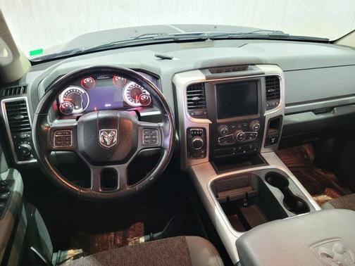 2019 RAM 1500 SLT