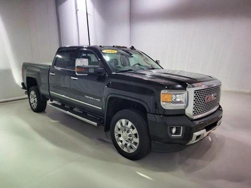 2016 GMC Sierra 2500 Denali