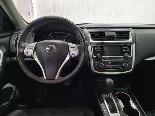 Gun Metallic 2017 Nissan Altima 2.5 SV