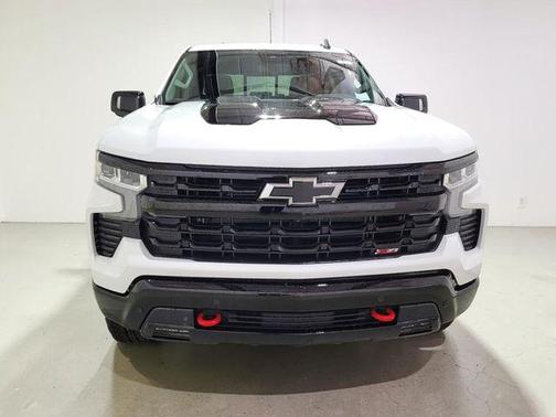 Summit White 2026 Chevrolet Silverado 1500 LT Trail Boss