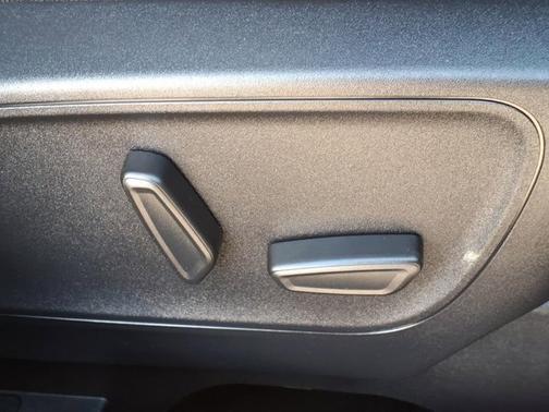 CARBONIZED GRAY METALLIC 2025 Ford Escape ST-LINE SELECT