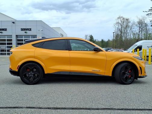 CYBER ORANGE MET TRI-COAT 2023 Ford Mustang Mach-E GT