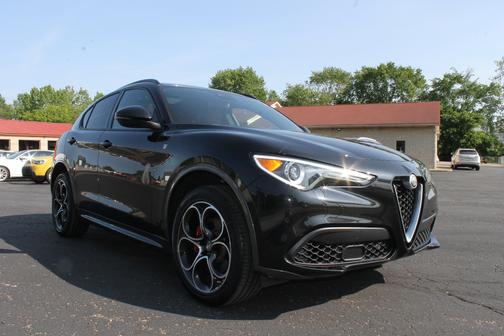 2022 Alfa Romeo Stelvio Ti