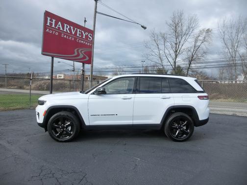 2023 Jeep Grand Cherokee Altitude