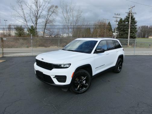 2023 Jeep Grand Cherokee Altitude