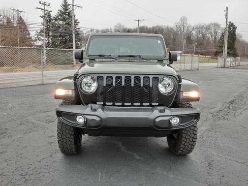 2021 Jeep Gladiator Willys