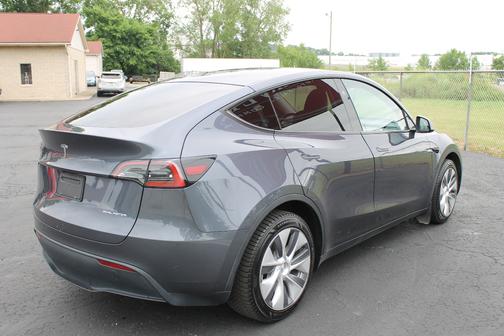 Gray 2023 Tesla Model Y Long Range