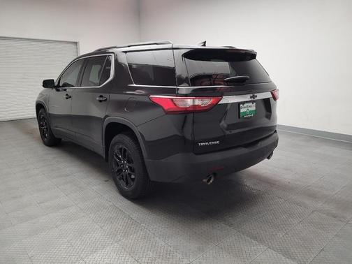 Mosaic Black Metallic 2019 Chevrolet Traverse LT Cloth