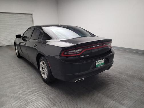 Pitch Black Clearcoat 2019 Dodge Charger SXT