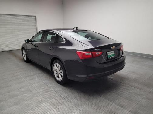 Dark Ash Metallic 2023 Chevrolet Malibu FWD 1LT