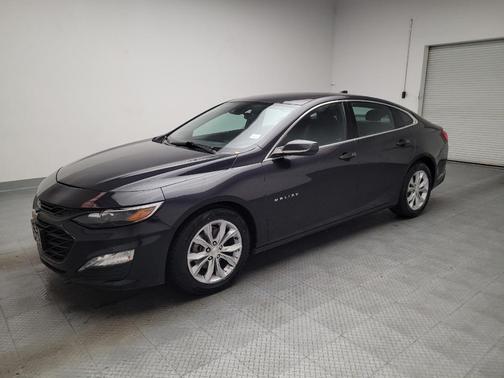 Dark Ash Metallic 2023 Chevrolet Malibu FWD 1LT