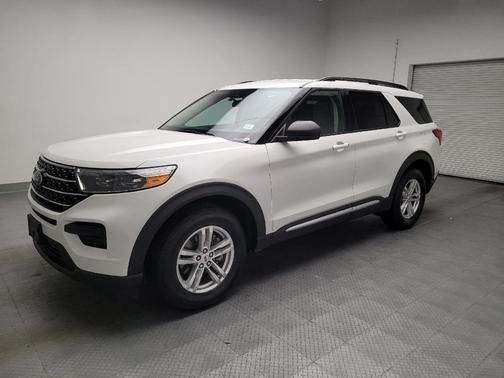 Star White Metallic Tri-Coat 2020 Ford Explorer XLT