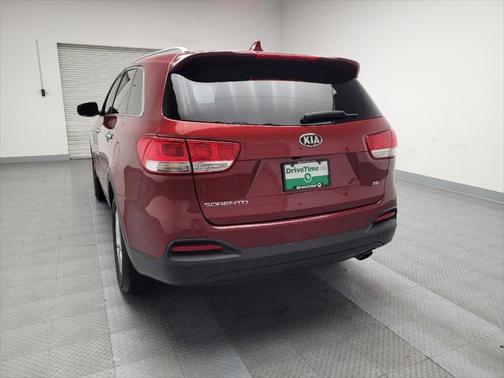2017 Kia Sorento LX
