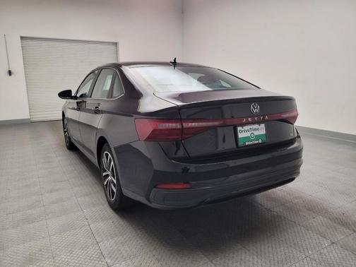 Deep Black Pearl 2025 Volkswagen Jetta 1.5T SE