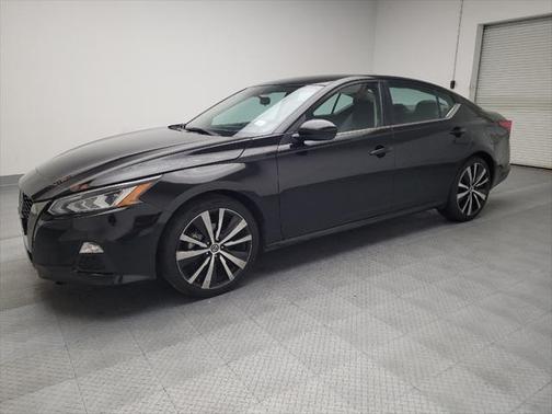 2021 Nissan Altima SR FWD