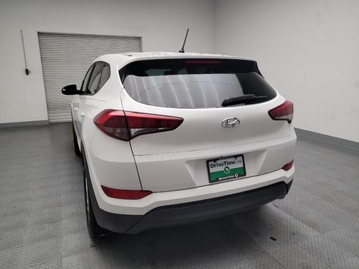 2018 Hyundai TUCSON SE