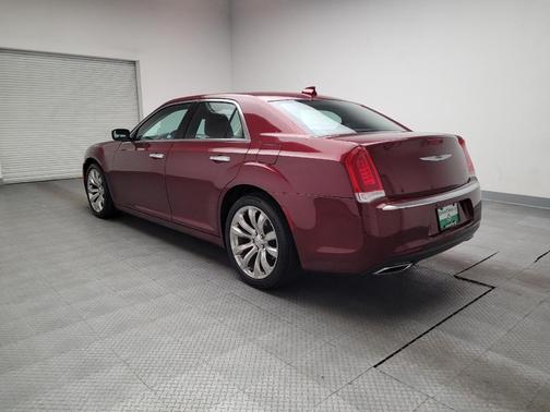 Velvet Red Pearlcoat 2019 Chrysler 300 Limited