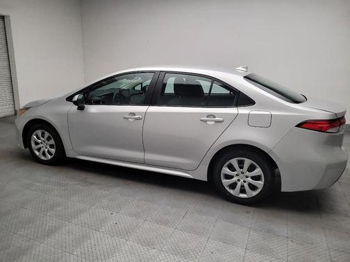 Classic Silver Metallic 2022 Toyota Corolla LE