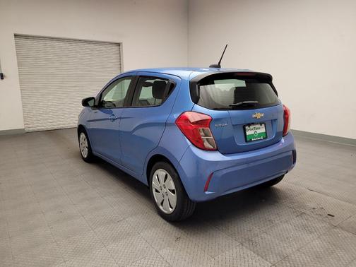 Splash Metallic 2017 Chevrolet Spark LS