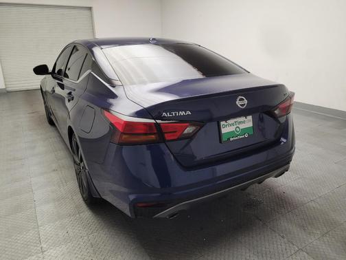 Deep Blue Pearl 2022 Nissan Altima SR FWD