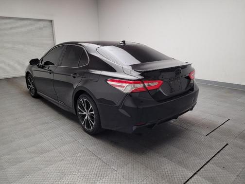 Midnight Black Metallic 2020 Toyota Camry SE