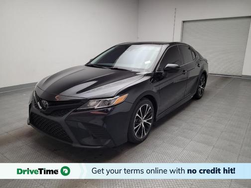 Midnight Black Metallic 2020 Toyota Camry SE
