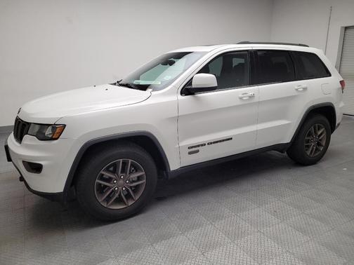 2017 Jeep Grand Cherokee 75th Anniversary Edition 4x2