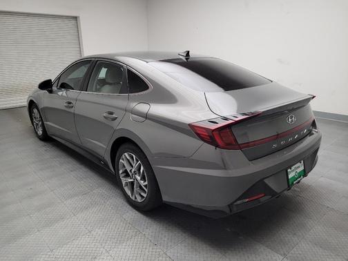 2022 Hyundai SONATA SEL