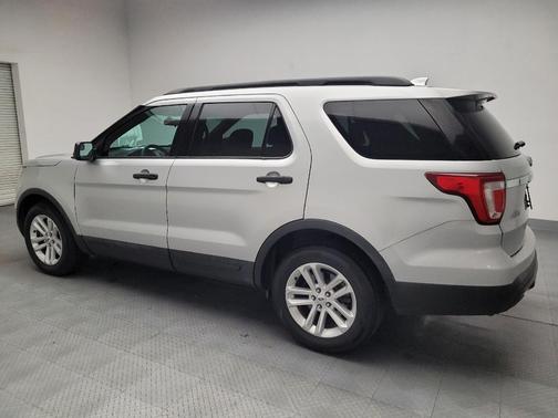2016 Ford Explorer Base